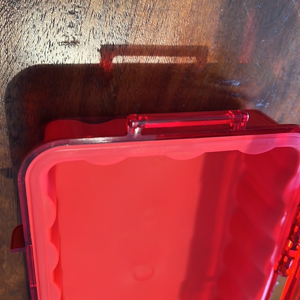 SUPREME Box - Picture 7 of 7
